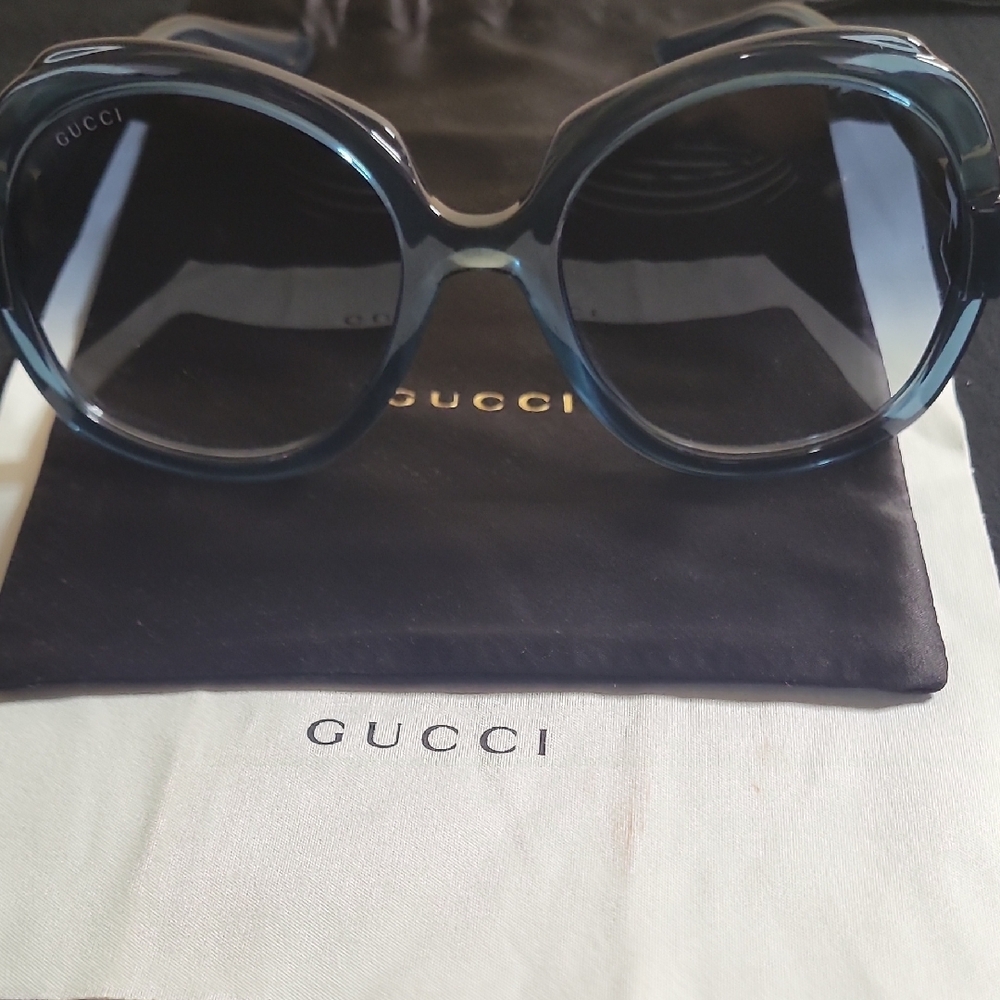 Gucci Dark Gray Women's Sunglasses - Picture 4 of 5